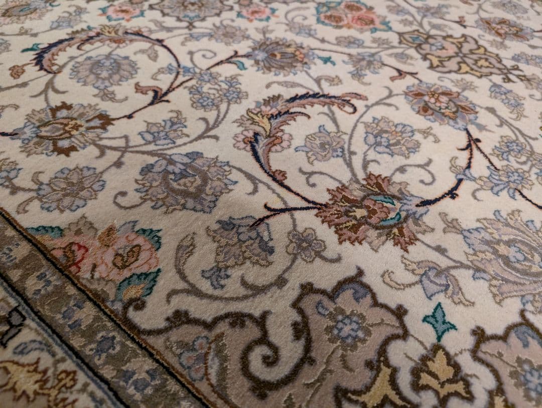 ペルシャ絨毯　イスファハン　エスファーハン　230×155　　ENTESHARI