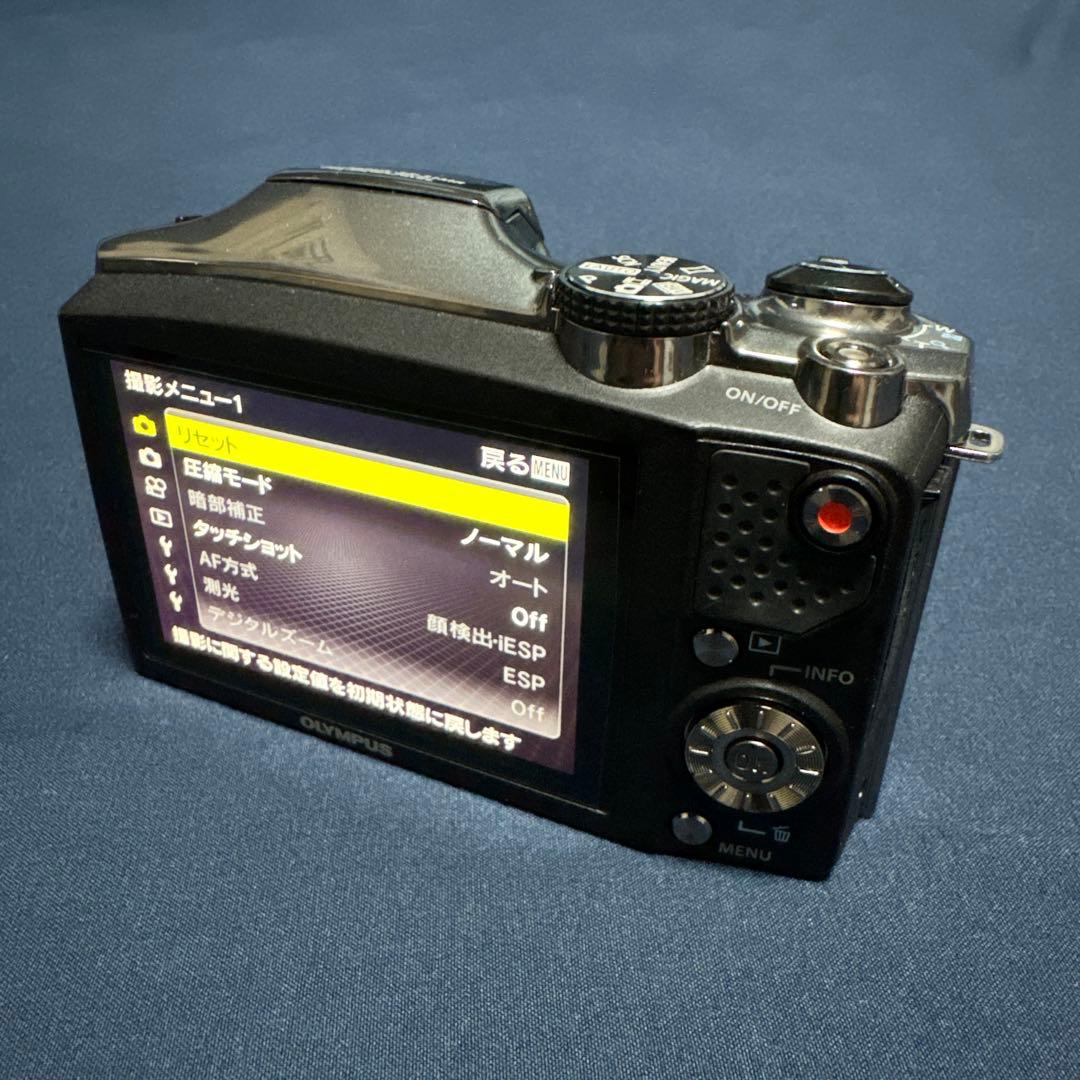 美品 オリンパス コンパクトデジカメ 24倍ワイドズーム SZ-30MR