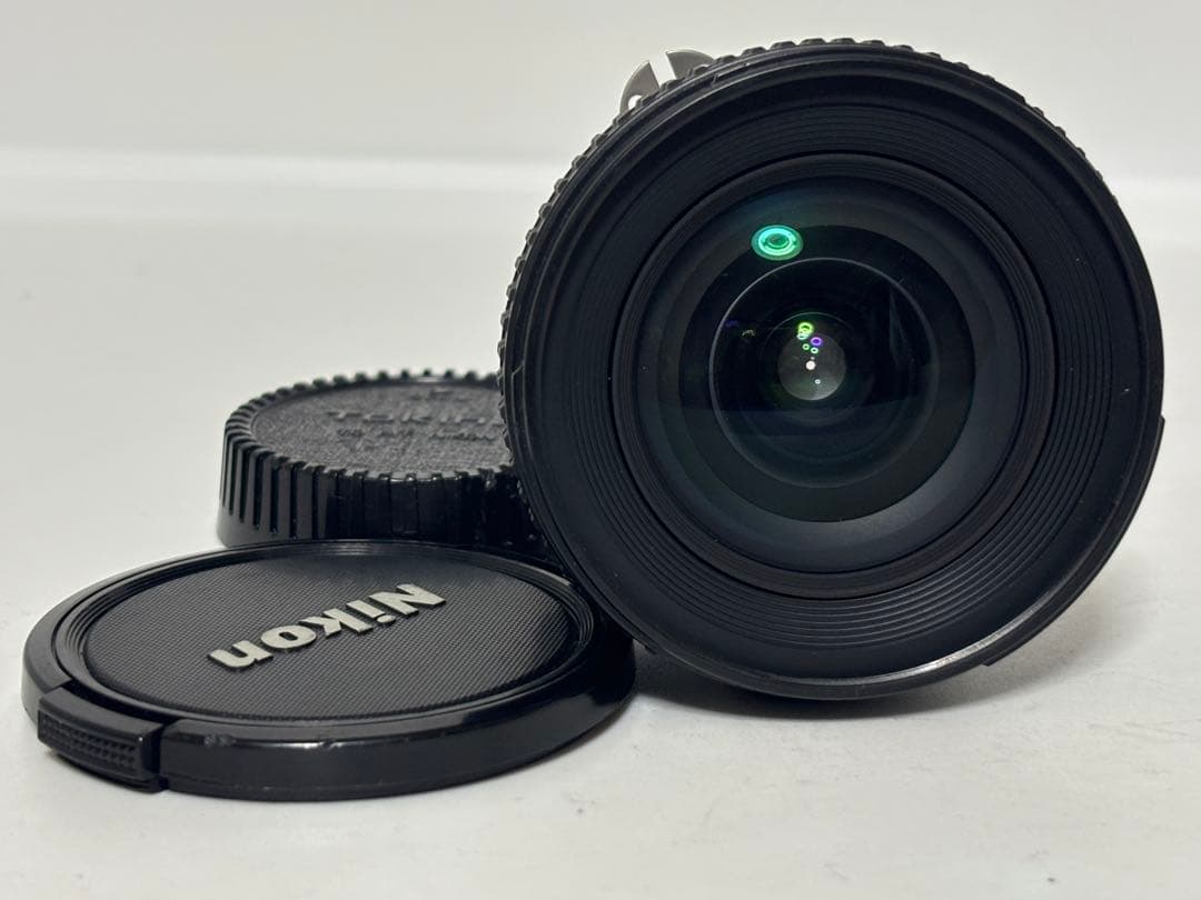 Nikon ニコン AF NIKKOR 20mm F2.8