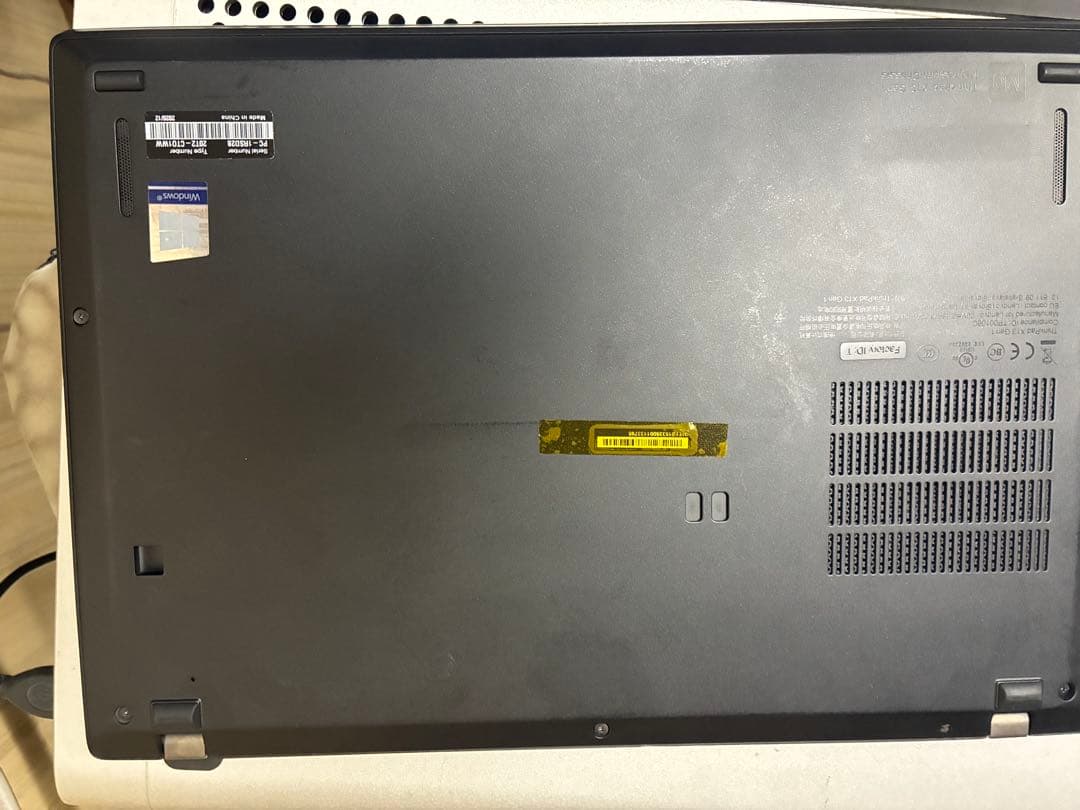 ThinkPad X13 gen1 corei7 LTE通信可