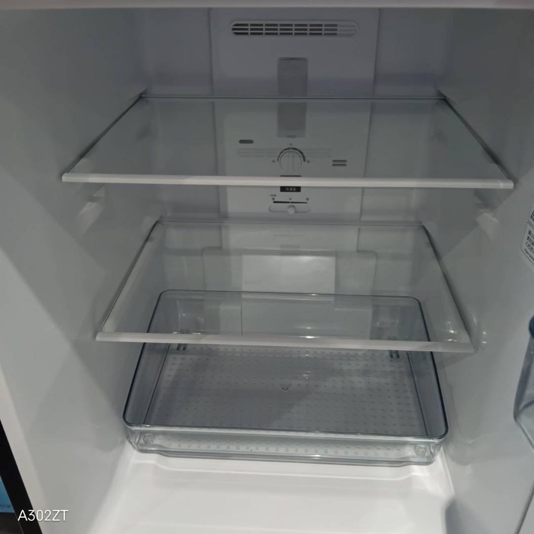 A265★2024年製★シャープ　冷蔵庫　右.左開き　ブラック系　一人暮らし