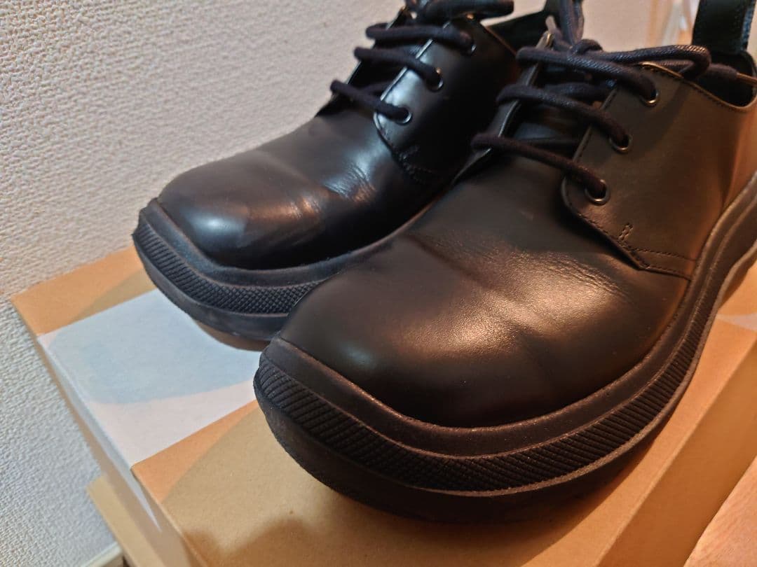 ZARA 　ニコルソン　レザーシューズ