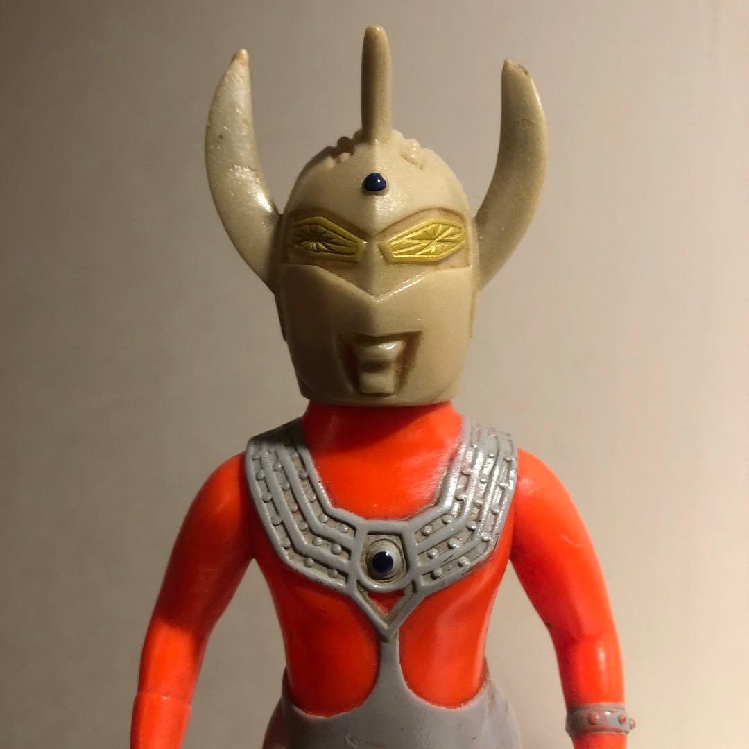 ウルトラマン タロウ ソフビ