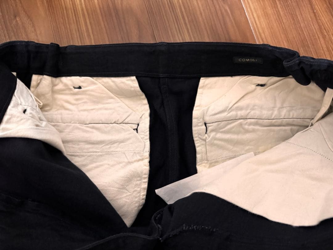 美品　COMOLI　ブラックデニム B.D.Uパンツ2