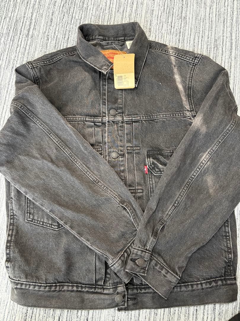【新品未着用】Levi’s（L）LEVI'S グレー デニムジャケット L
