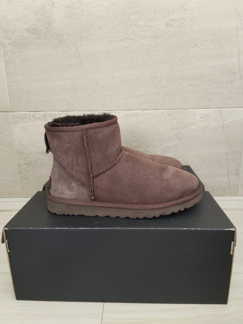 美品☆　アグ UGG ムートンブーツ　クラシックミニ　ダークブラウン　7