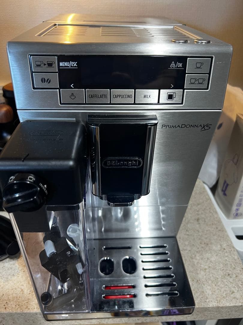 デロンギ エスプレッソマシーン プリマドンナXS (送料込)