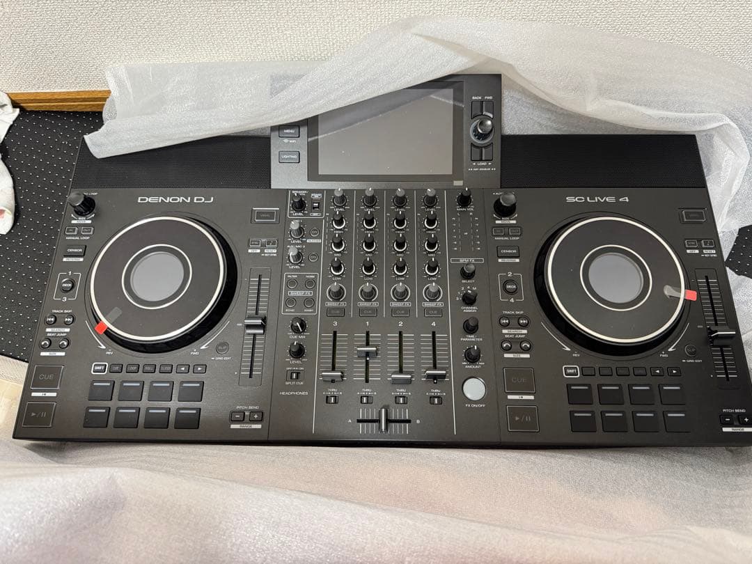 その他 denon dj sc live4