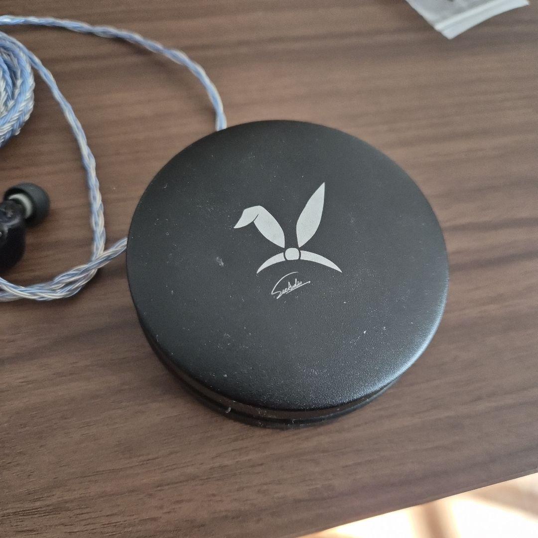 イヤホン See oudio ANOU