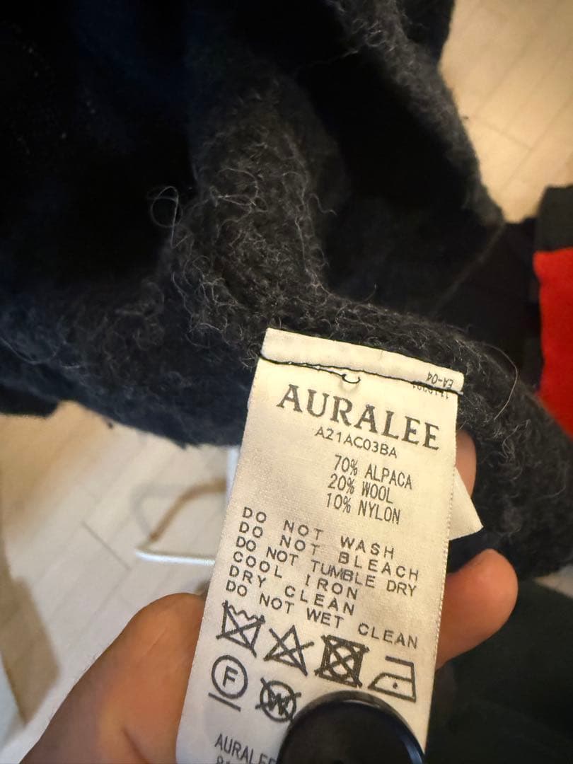 オーラリー　カーディガン