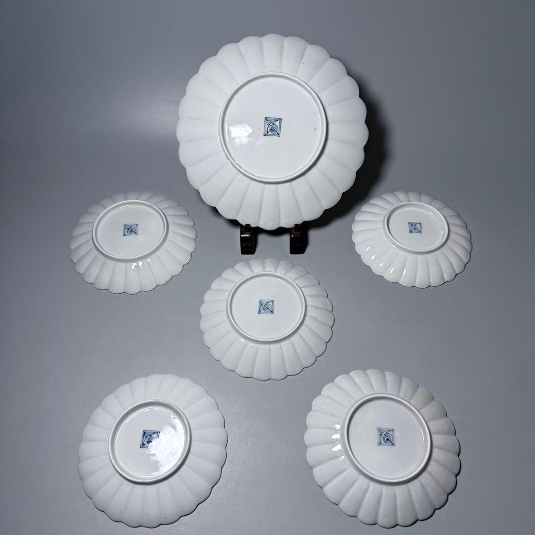 十二代　酒井田柿右衛門　渦福　錦　鳳凰図菊花形皿　中皿一枚　取皿五枚