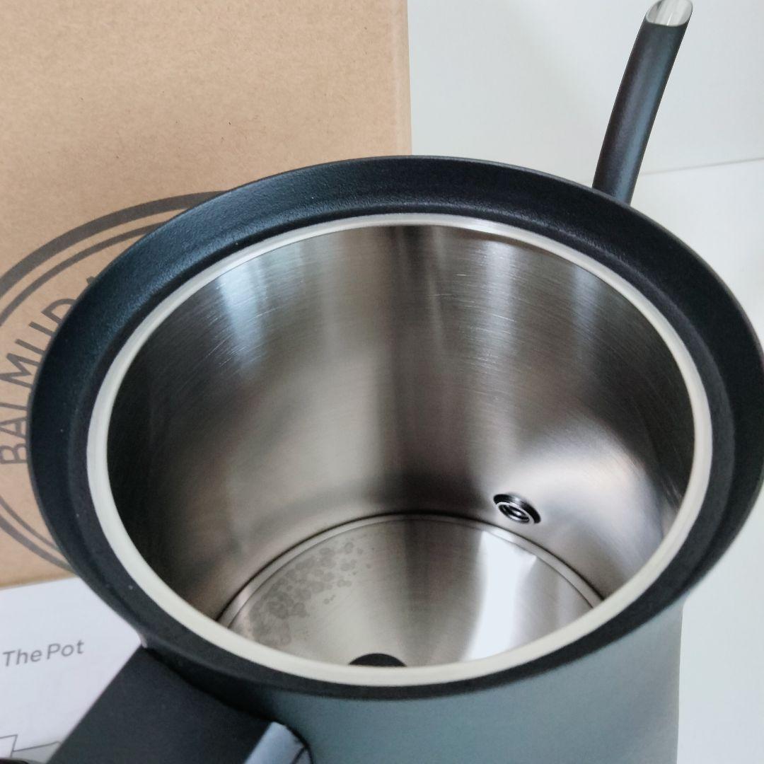 【未使用に近い】BALMUDA バルミューダ　電気ケトル　ブラック　702