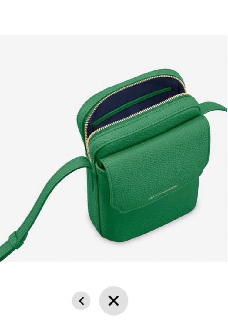 最終価格　新品未使用　メゾンドサブレ　ジップスマホポーチ　グリーン