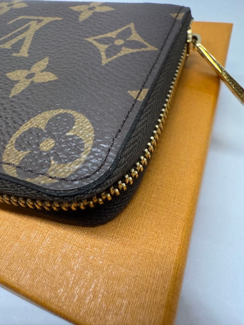 現行品 美品ルイヴィトン　ジッピー・ パース　モノグラム　財布