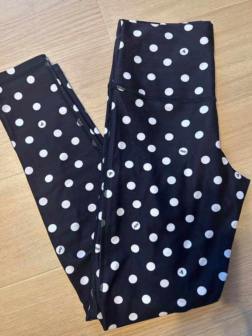 agnès b x NERGY ドット柄 レギンス
