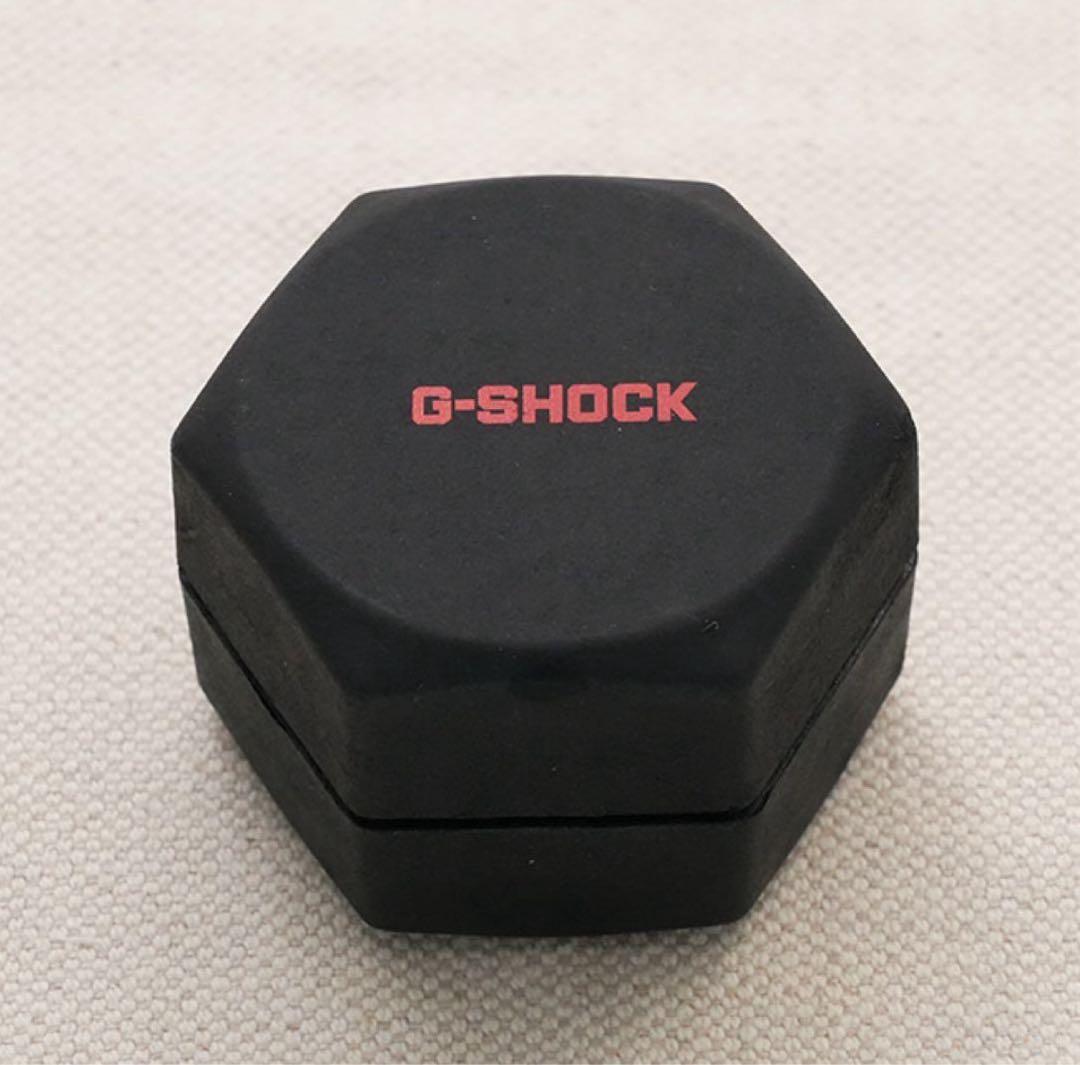 ち*@様 CASIO G-SHOCK赤 リングウォッチ ナノ DWN-5600-