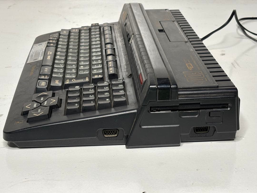 Panasonic製パーソナルコンピューターMSX2「FS-A1WX」 本体のみ