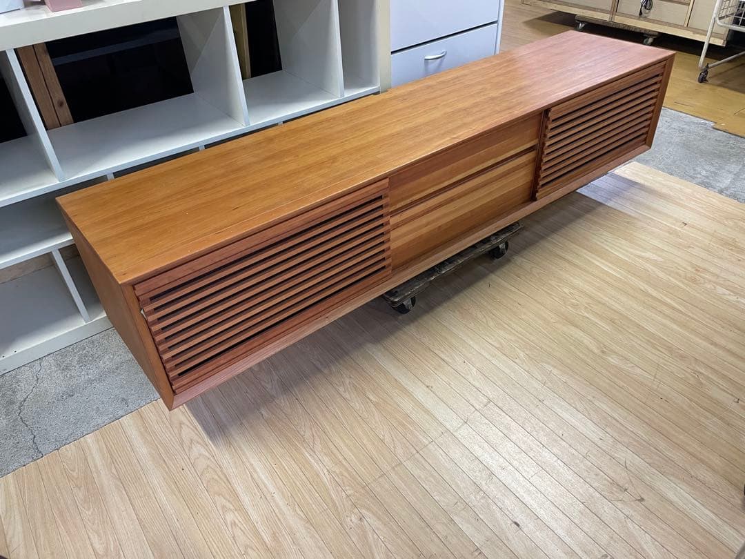 カリモクテレビ台