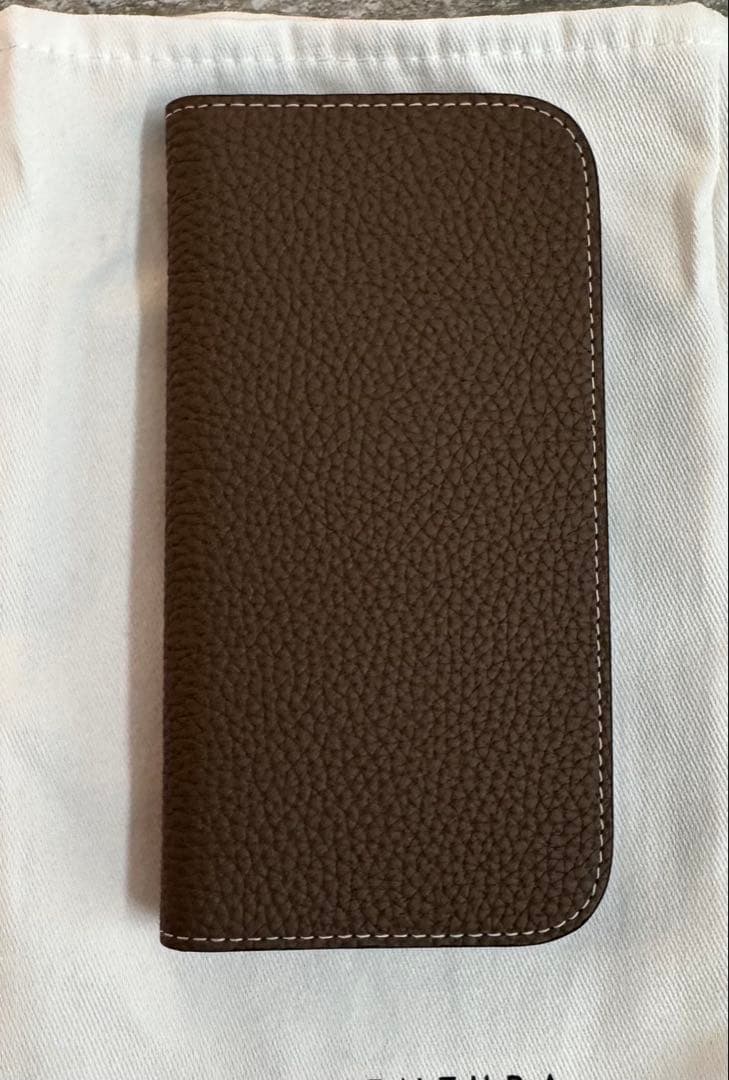 BONAVENTURA iPhone 15 Pro　ダイアリーケース