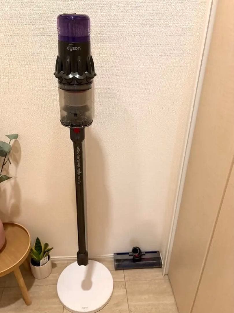 Dyson digitalslimコードレスクリーナー 直接引取りの方は送料割引