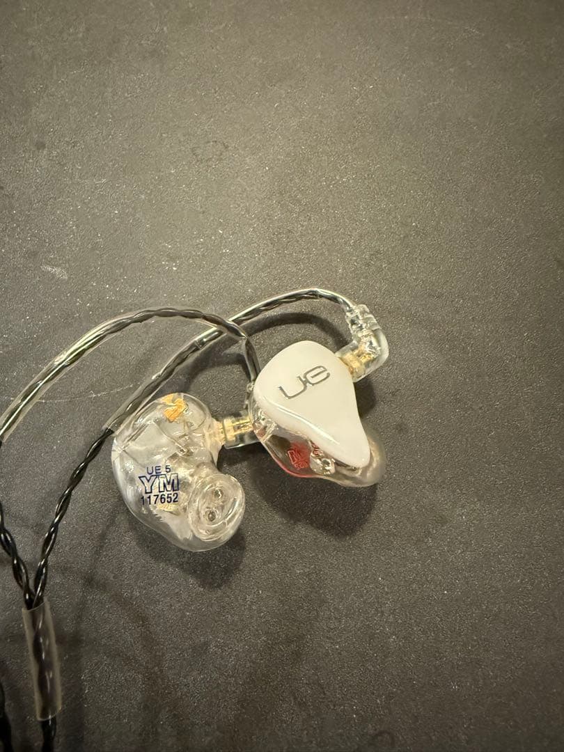 イヤホン Ultimate Ears UE 5 pro