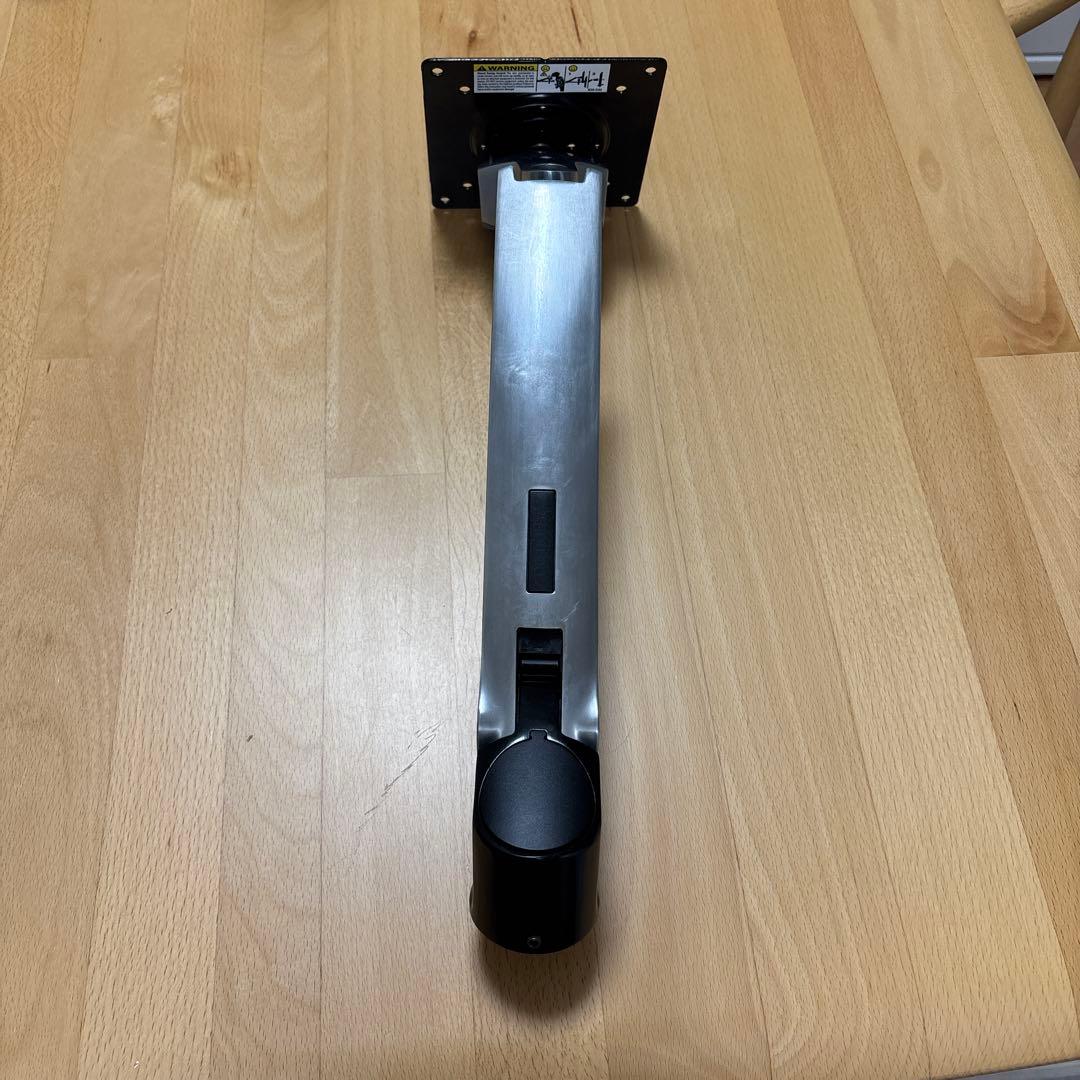 エルゴトロンLX モニターアーム34インチ（~11.3kg)まで VESA対応