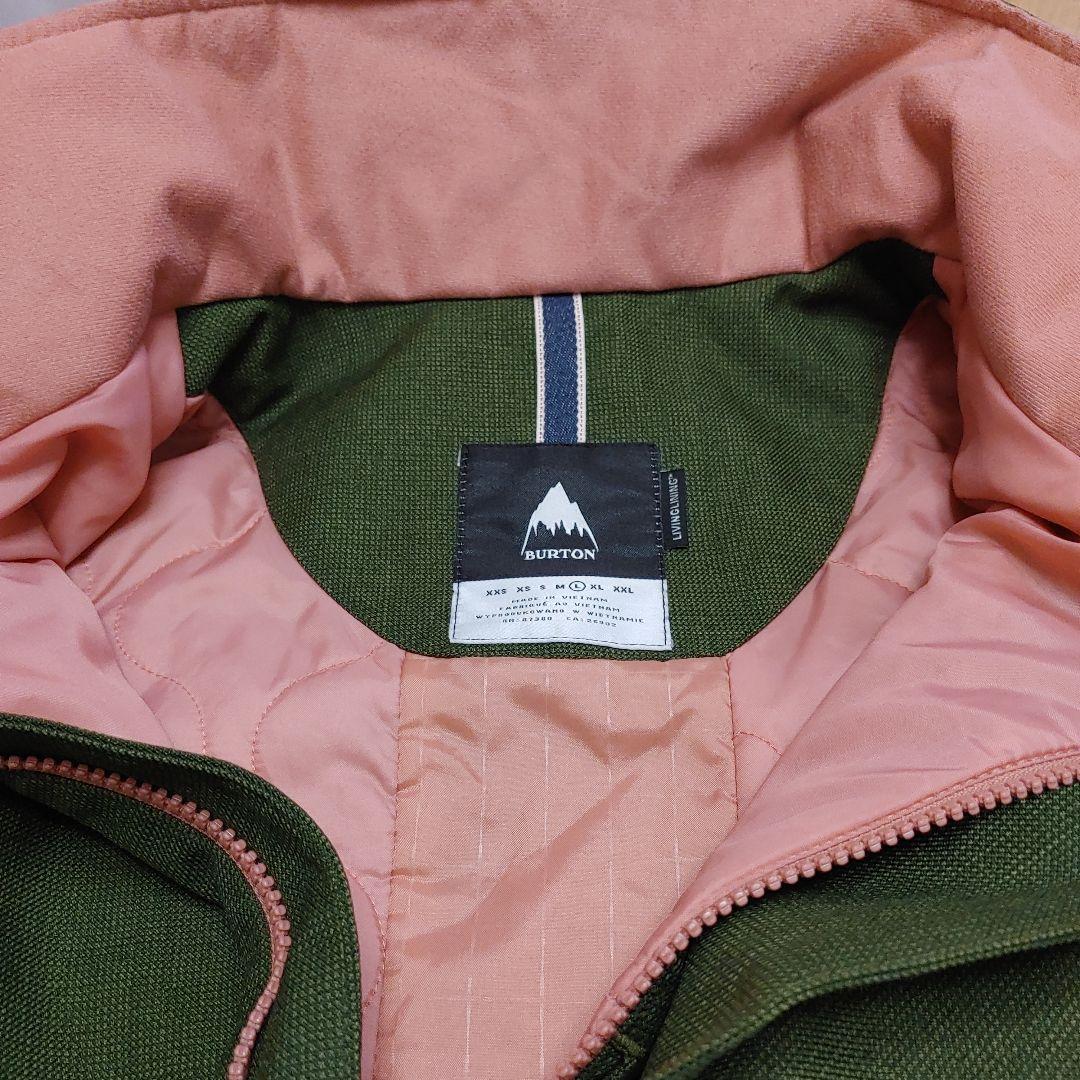 BURTON フード付きグリーンジャケット