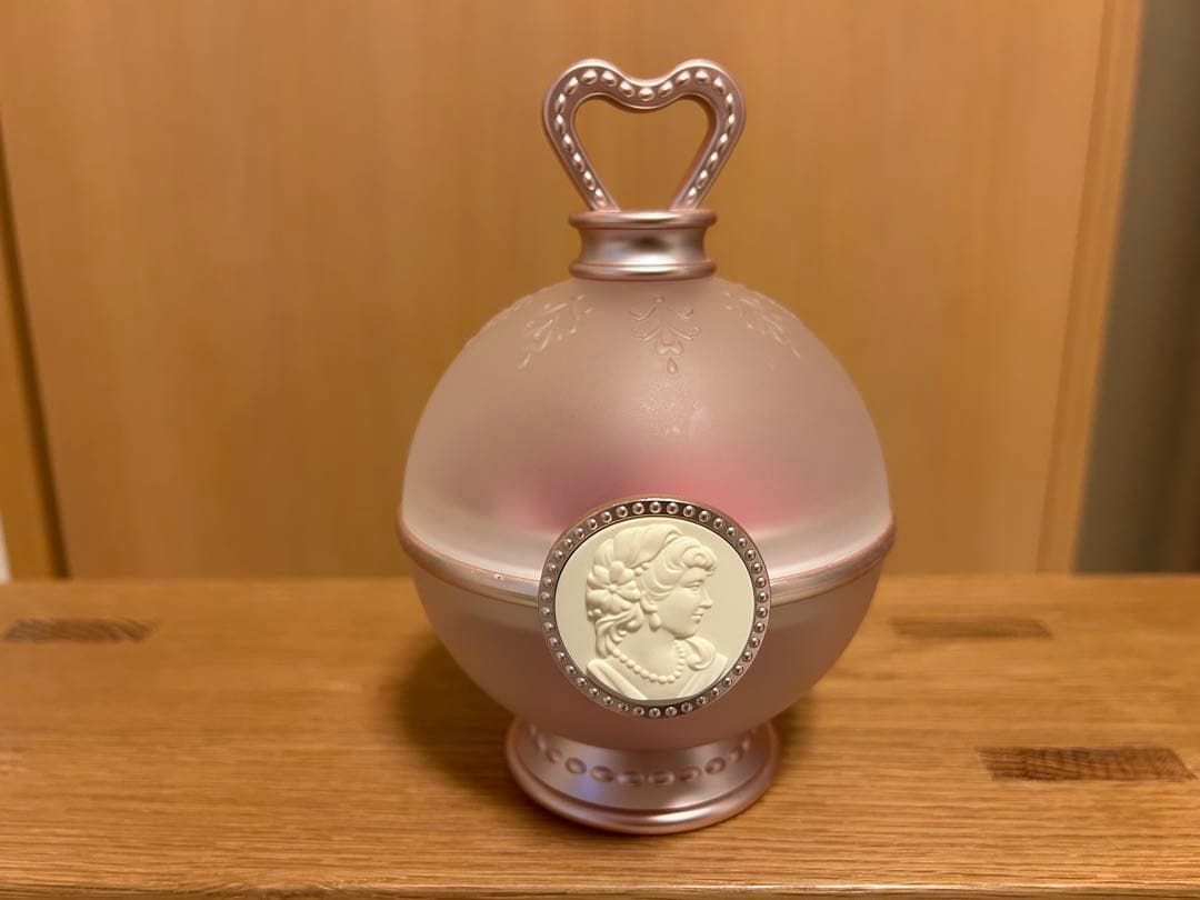 【レ・メルヴェイユーズ・ラデュレ】限定品セット