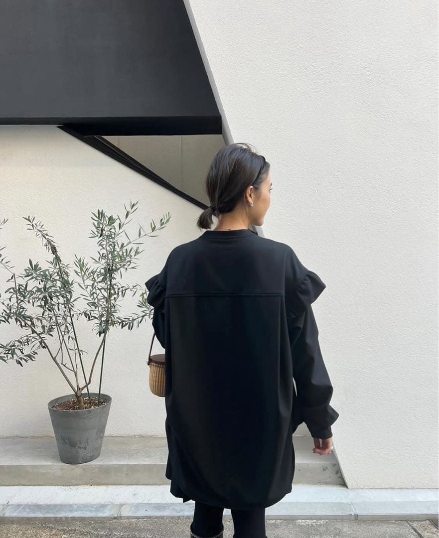 【新品未使用】ロージーモンスター　ウォーミーラッフルチュニック　ブラック