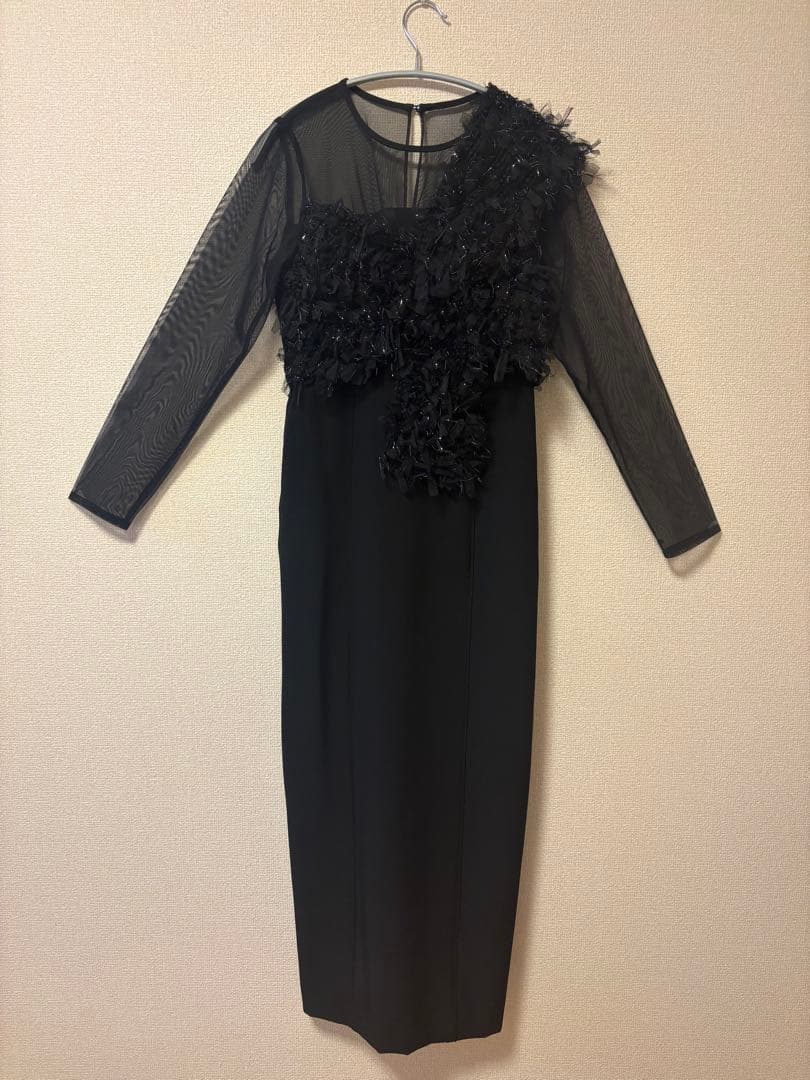 niana フリンジグリッターノットドレス