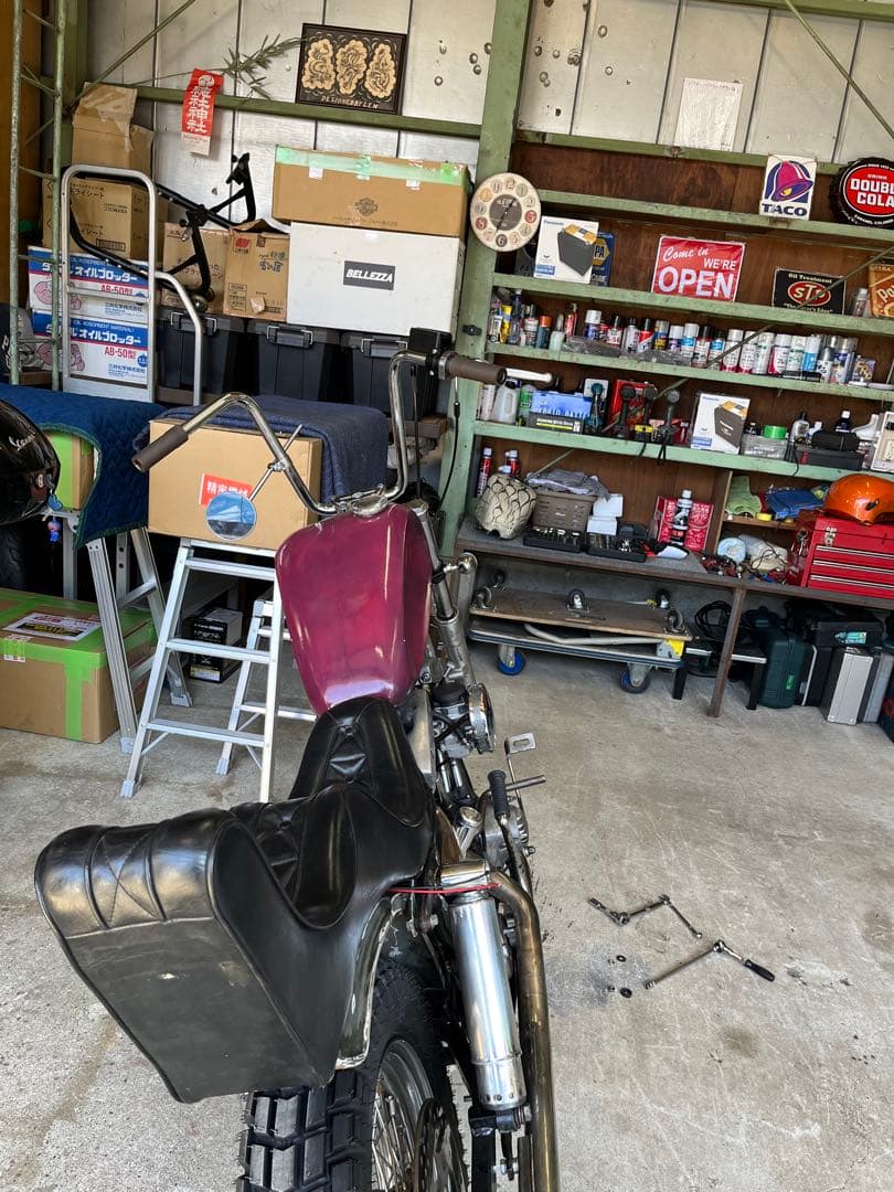 madmaxさん専用！ショベル・パンヘッド希少マスタングタンクのエグリ！！