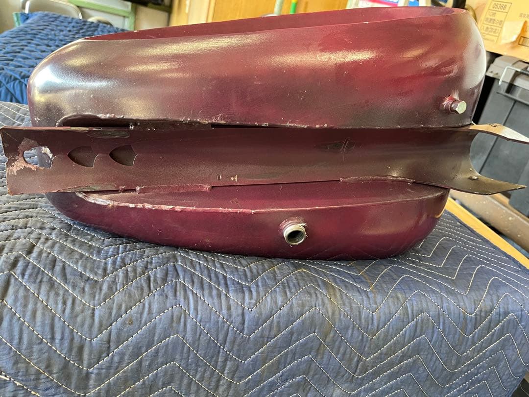 madmaxさん専用！ショベル・パンヘッド希少マスタングタンクのエグリ！！