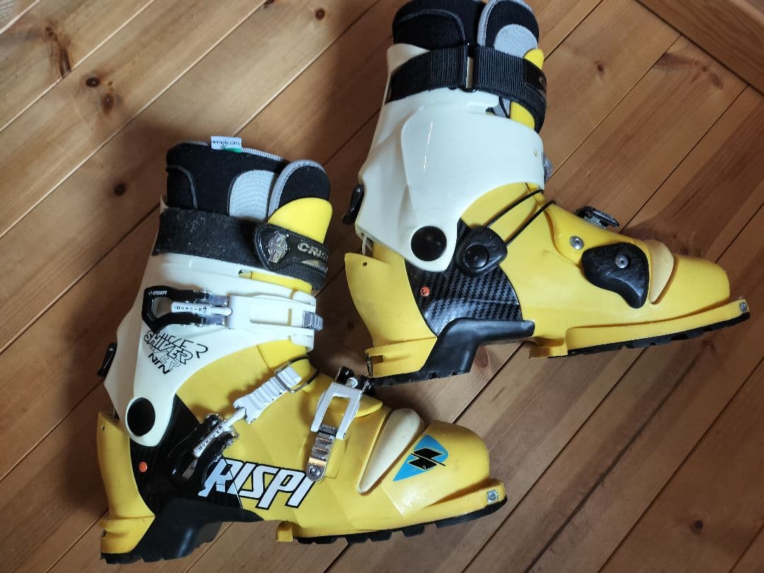 テレマークスキーNTN　板　ビィンディング　ブーツのセット