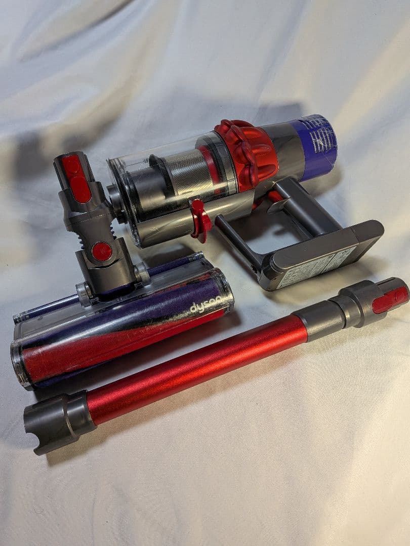 a043 54分　ダイソン　コードレス　掃除機　SV12　分解清掃済　動作保証有