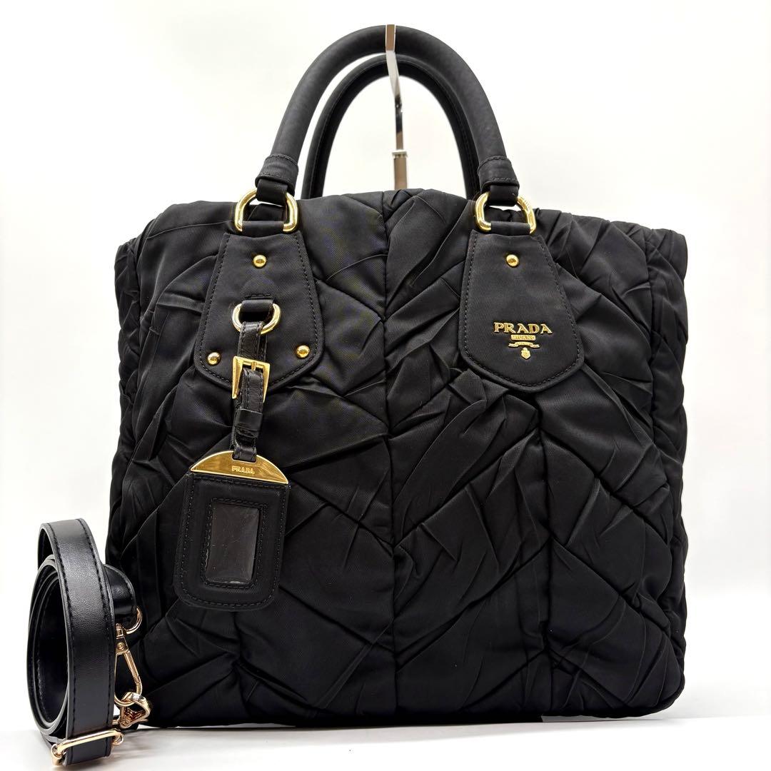 【使用感少】プラダ ハンドバッグ 2way メタルロゴ キルティング ナイロン