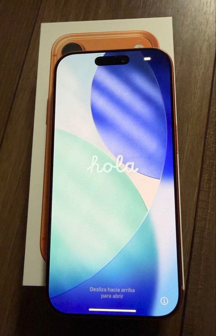 週末特別値下げ　ほぼ新品iPhone17pro 256GB コズミックオレンジ