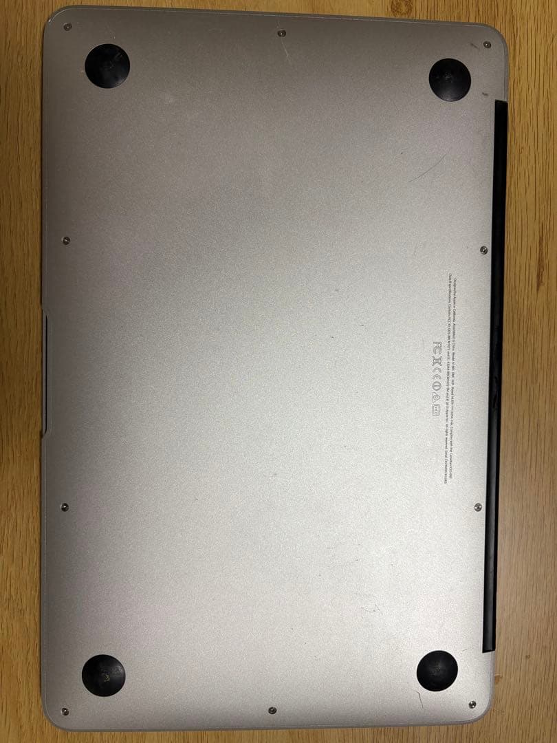 MacBook Air 11インチ 2014Early 中古 バッテリー交換済み