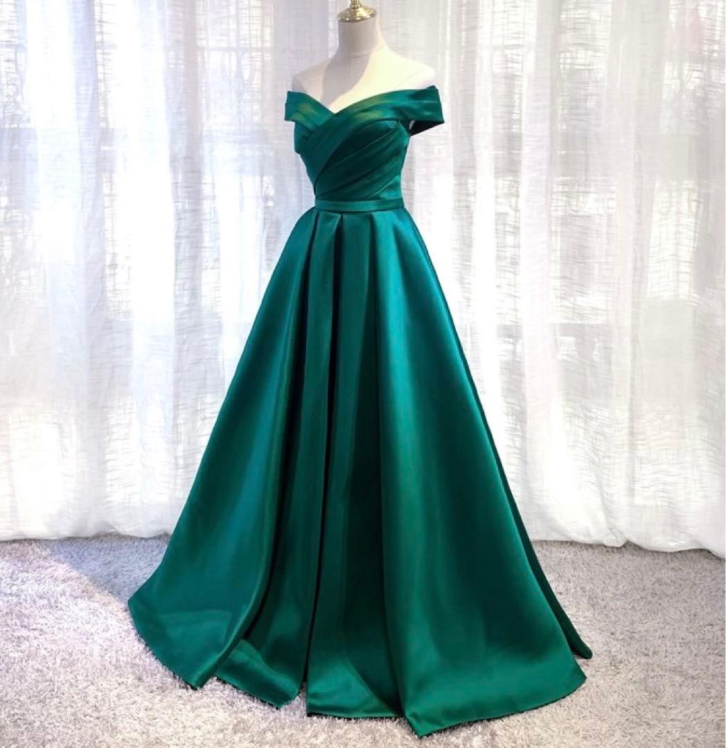 シンプルオシャレなグリーンのオフショル イブニングドレス