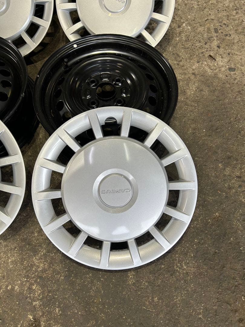 ムーヴキャンパス　純正ホイール
