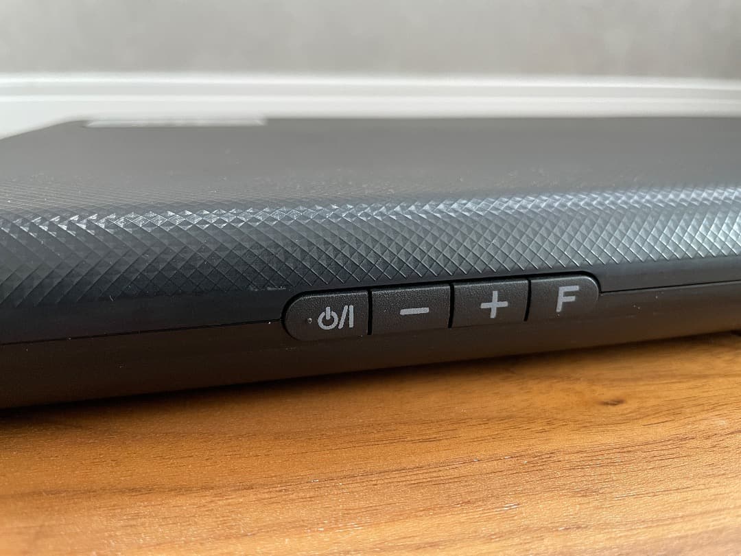 LG製　4.1チャンネルサラウンドシステム「サウンドプレートLAP340」