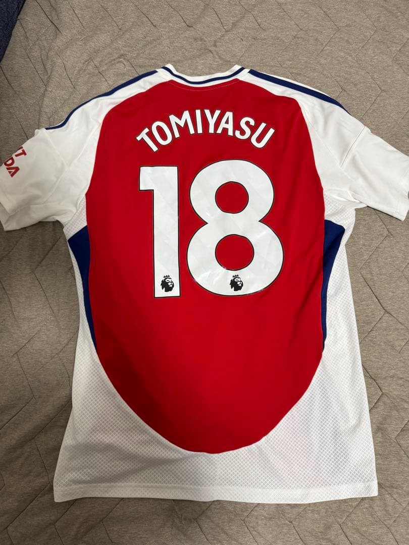 2425シーズン　アーセナル 冨安18番 ユニフォーム