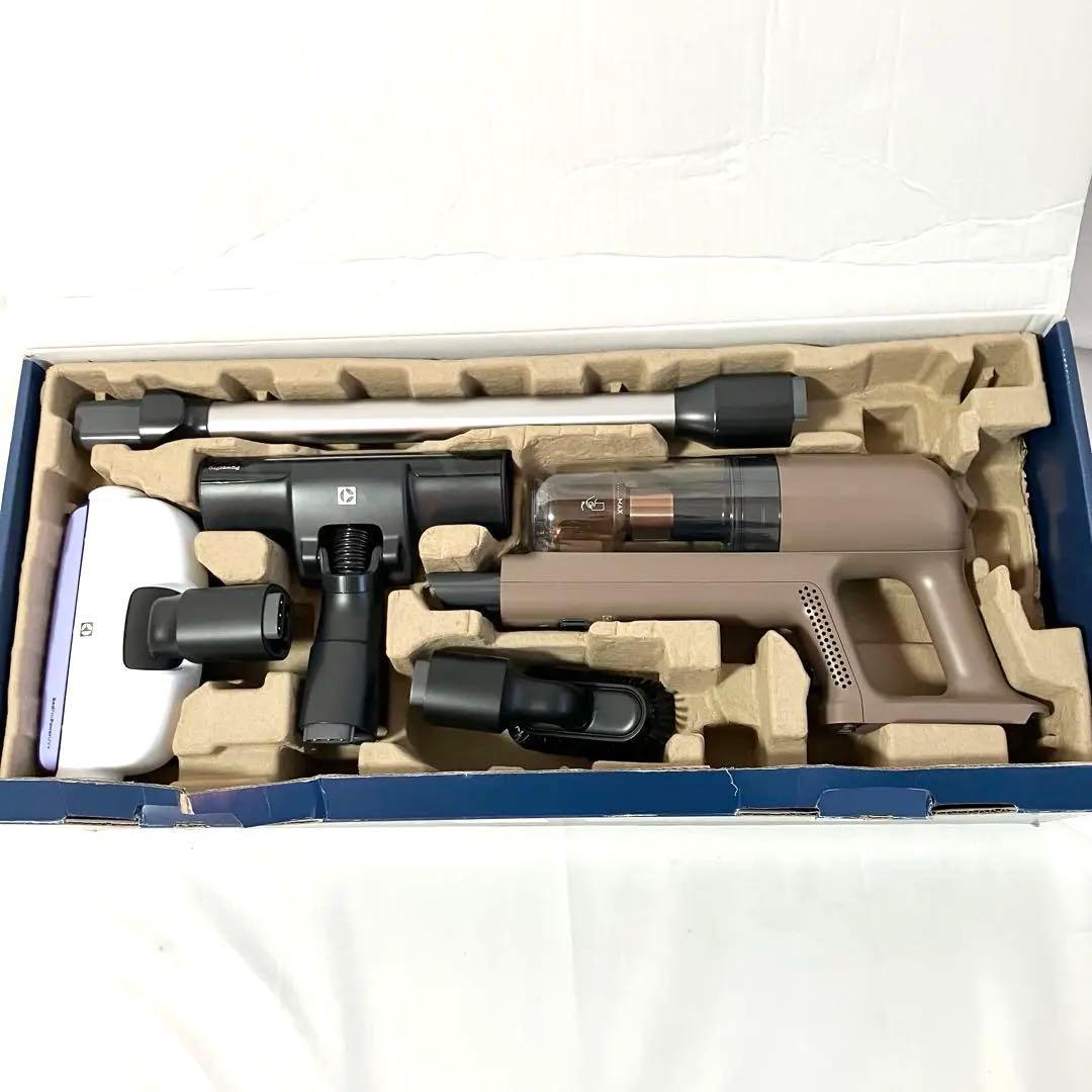 エレクトロラックス コードレススティック クリーナー 掃除機 EFP71525