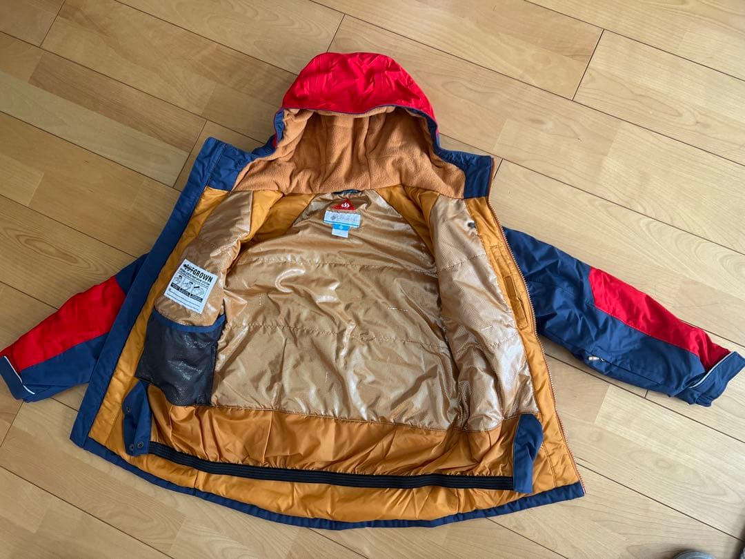 コロンビア　スノーウェア 140センチ