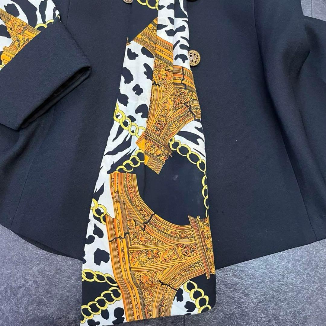 Livre claire -II- スカーフ柄シフォンオシャレジャケット