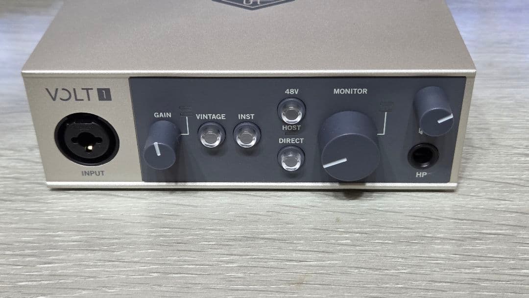 保証書あり　Universal Audio Volt 1