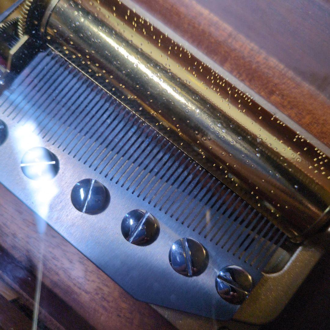 オルフェウスの50弁のオルゴール　曲は「 Yesterday」「My Way」