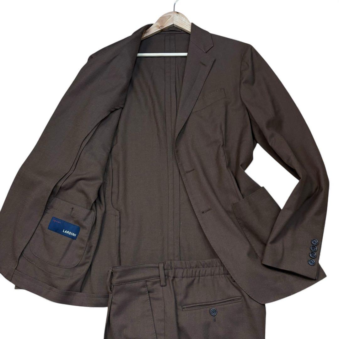 極美品 LARDINI easy wear セットアップ スーツ サイズ50