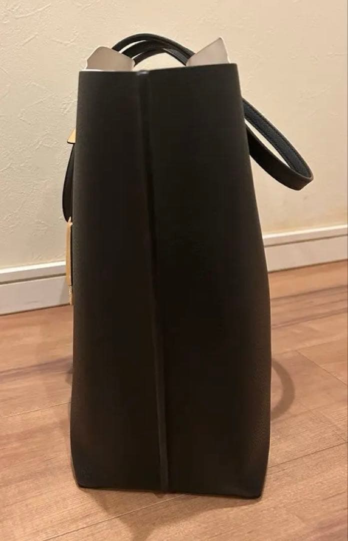 美品★トリーバーチ ペリー トリプルコンパートメント トートバッグ