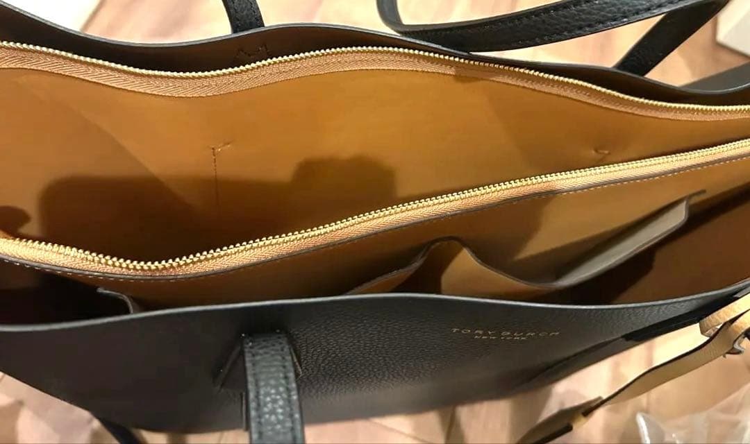 美品★トリーバーチ ペリー トリプルコンパートメント トートバッグ