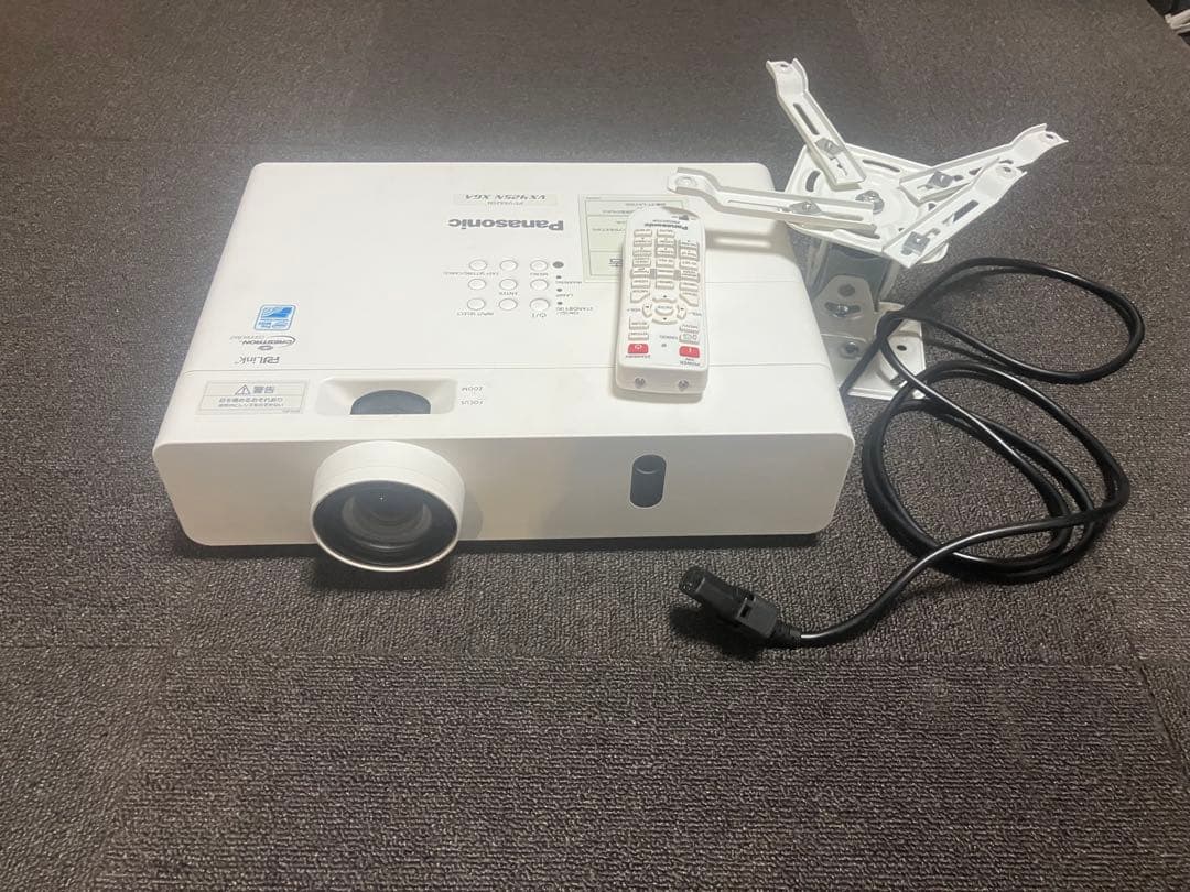 ＜格安＞Panasonic プロジェクターセット